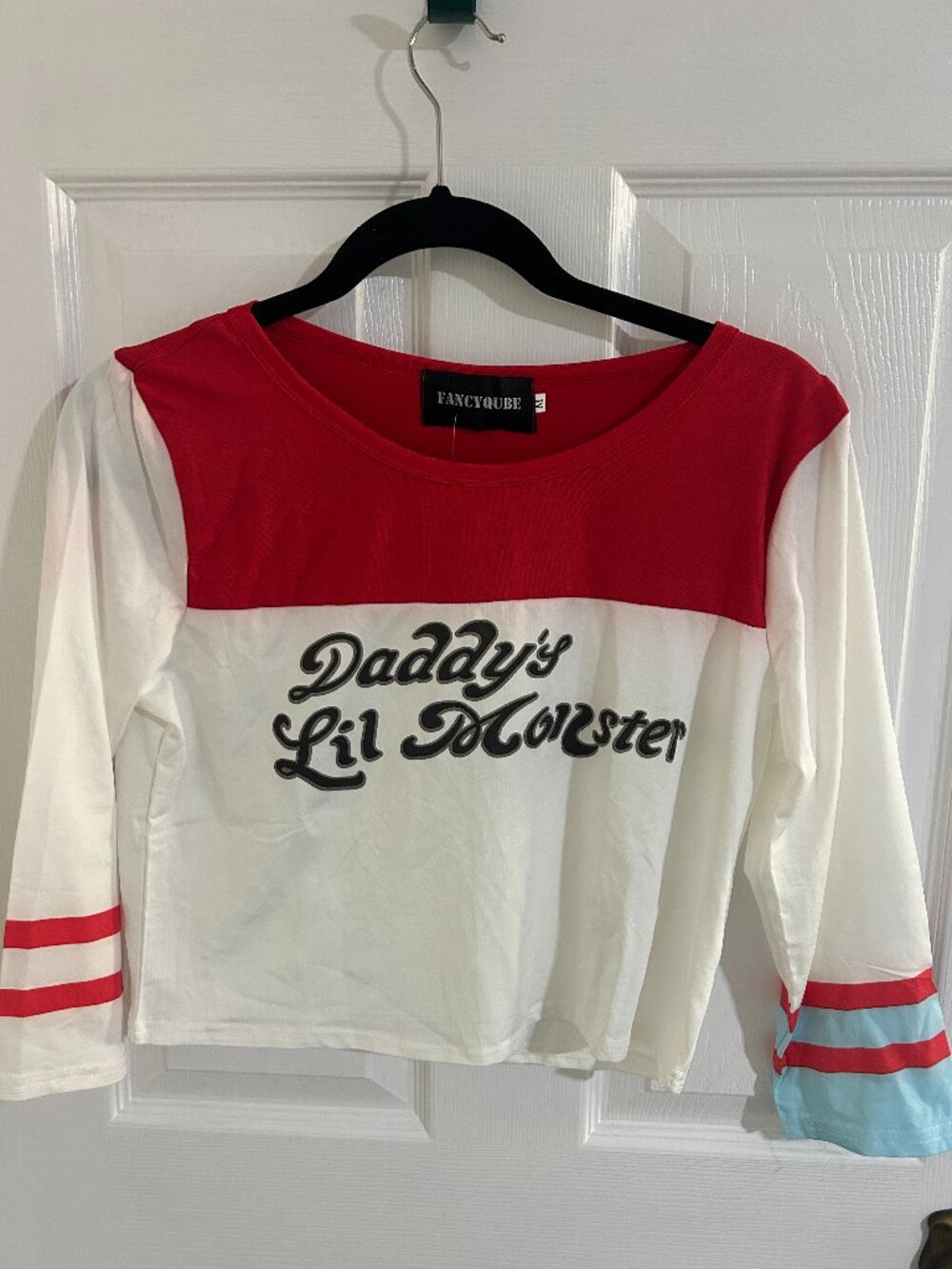 FancyQube M NWT Girls shirt